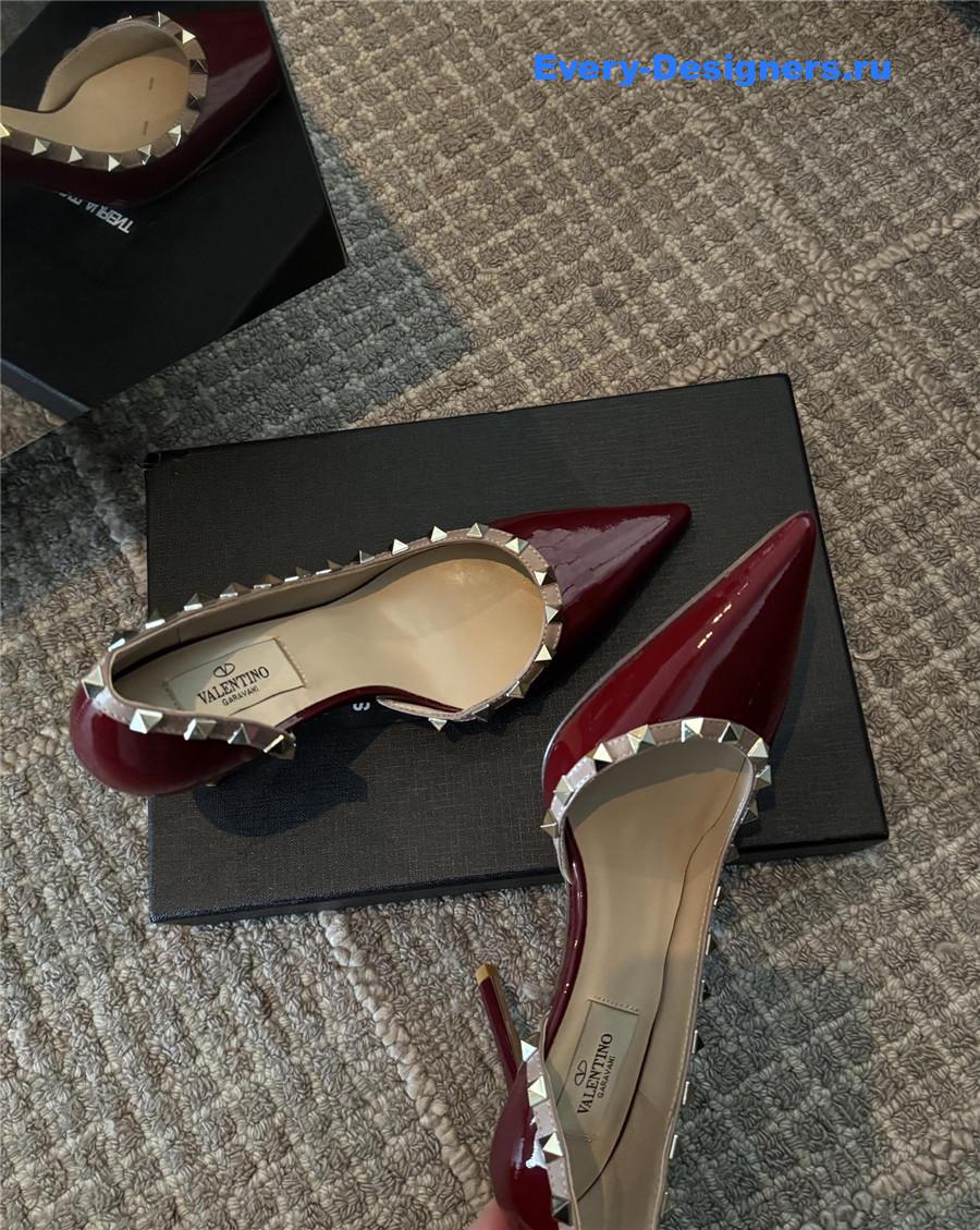 Va1e*ntin0 garavani rockstud pumps in burgundy patent leather