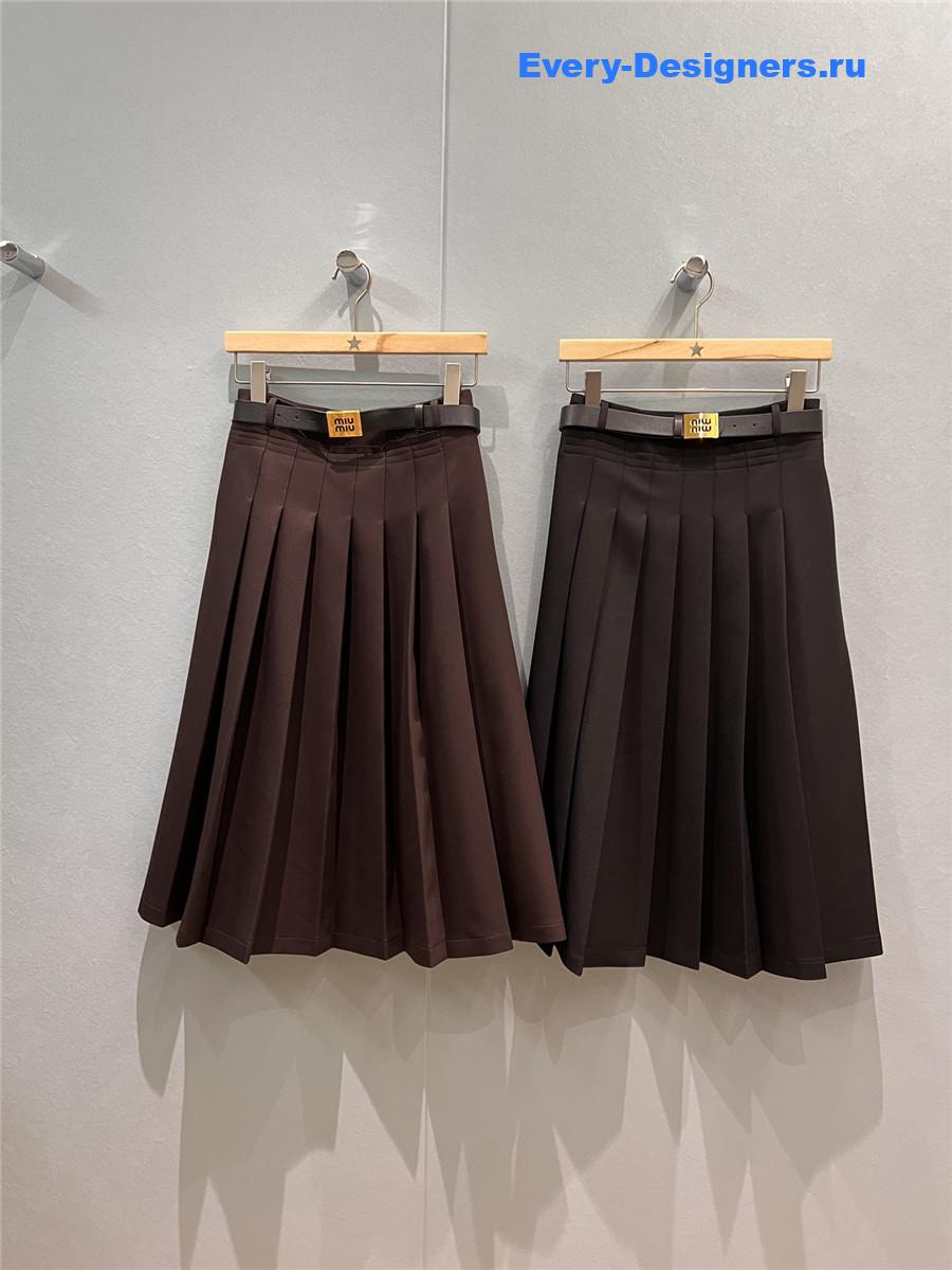 Miu Miu metal buckle belt pleated long skirt