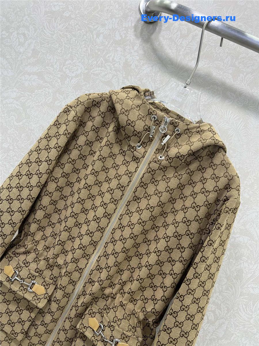 Gvc*1 gg brown hooded jacquard jacket
