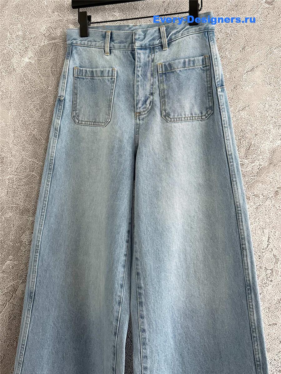 D10r high-rise wide-leg straight jeans