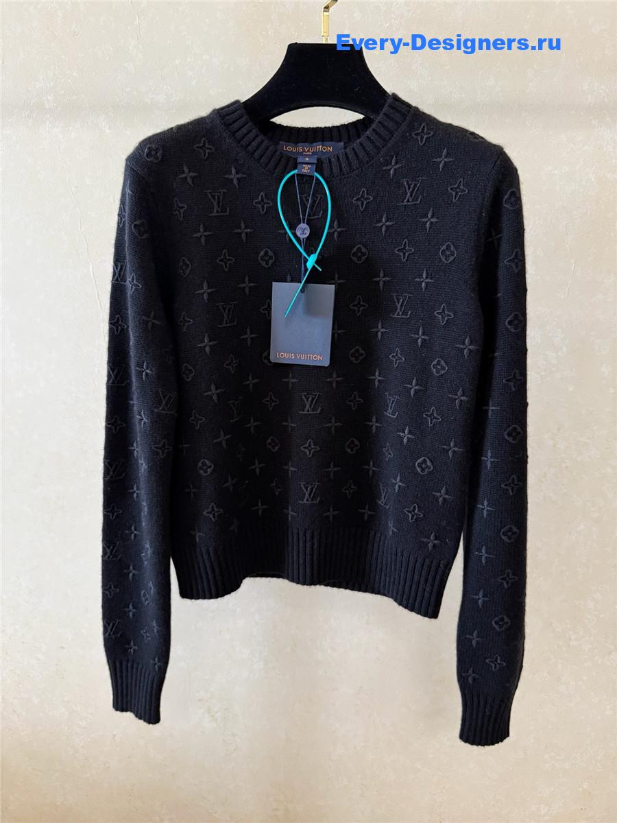l0vis Vvtt0n black monogram embellished wool crewneck