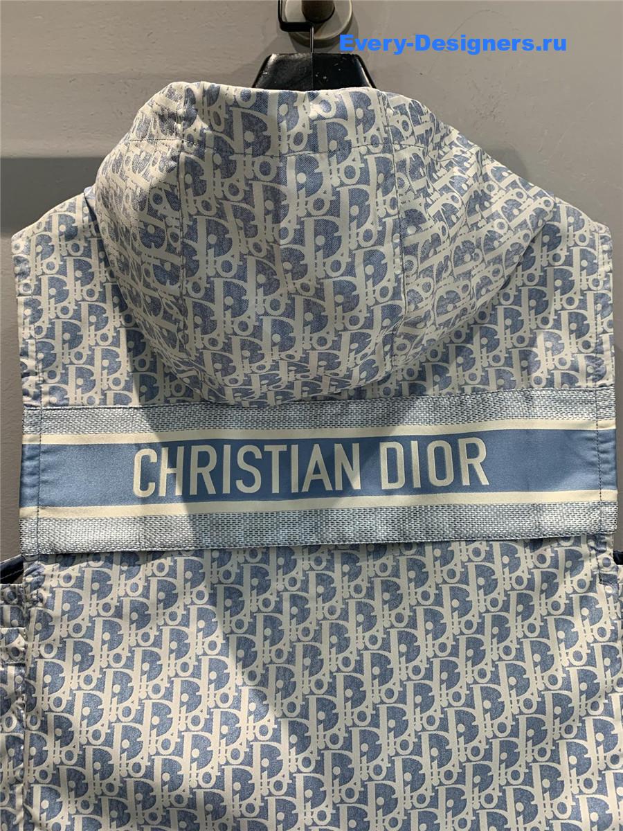 D10r oblique jacquard technical taffeta hooded vest