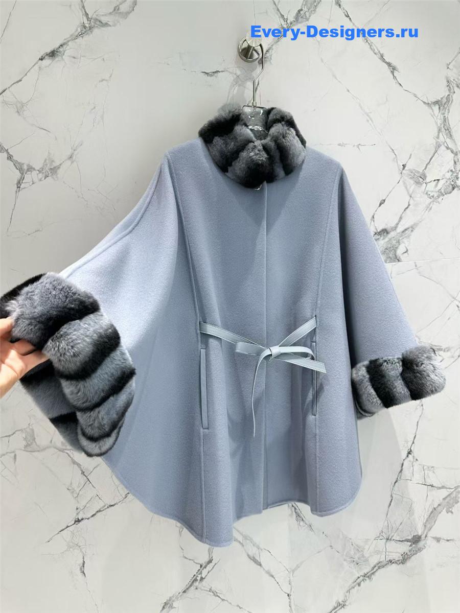 L0r0 P1ana light blue salzburg cashmere cape