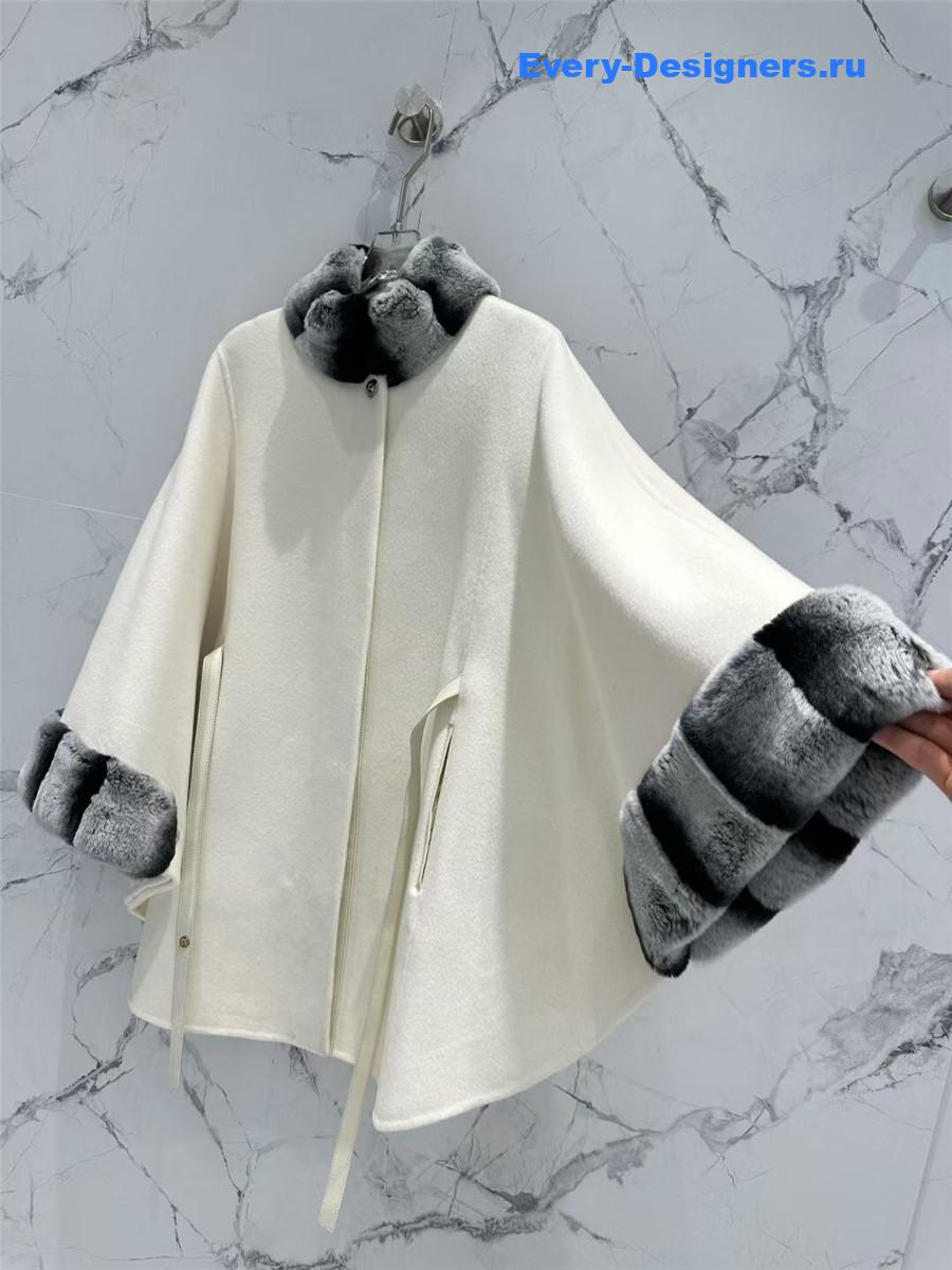 L0r0 P1ana white salzburg cashmere cape