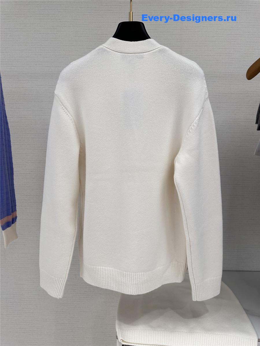 F**di v-neck white cashmere cardigan