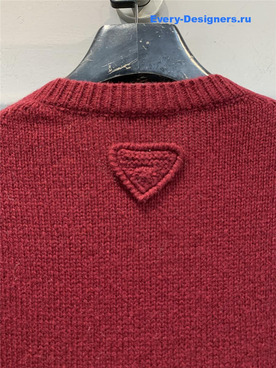 Pra*a burgundy cashmere plain cardigan