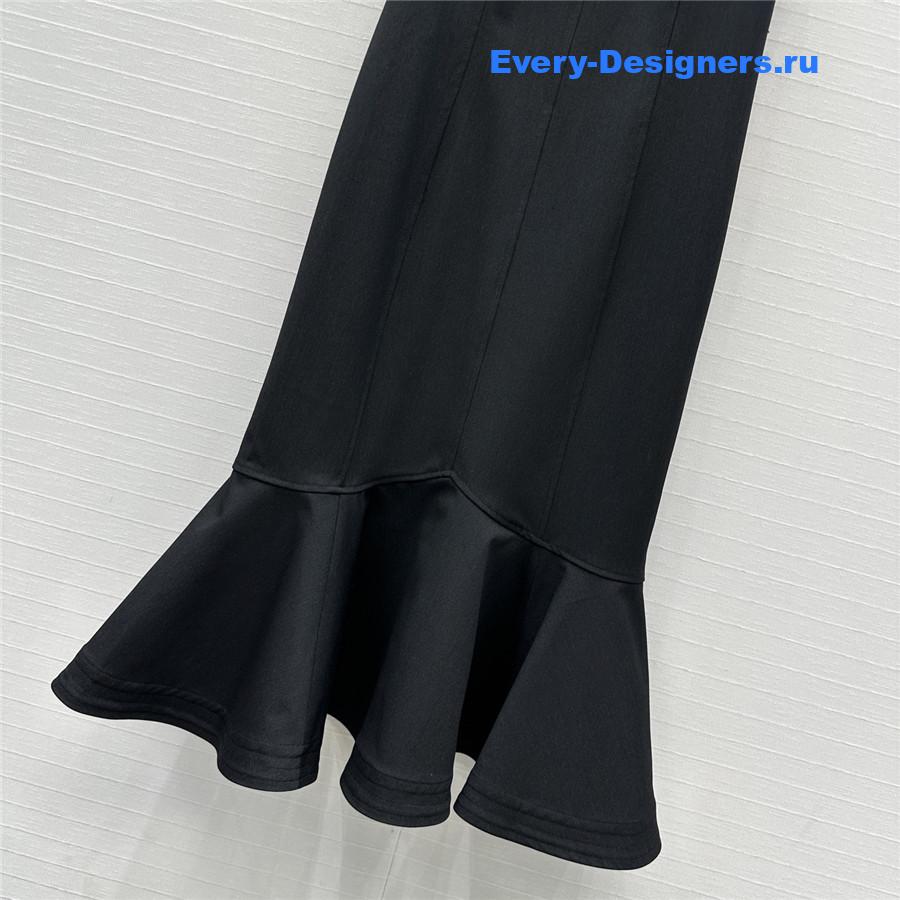 F**di black wool dress