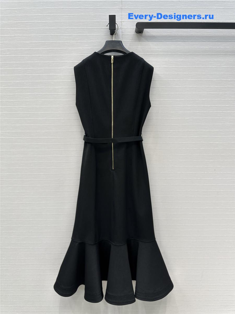 F**di black wool dress