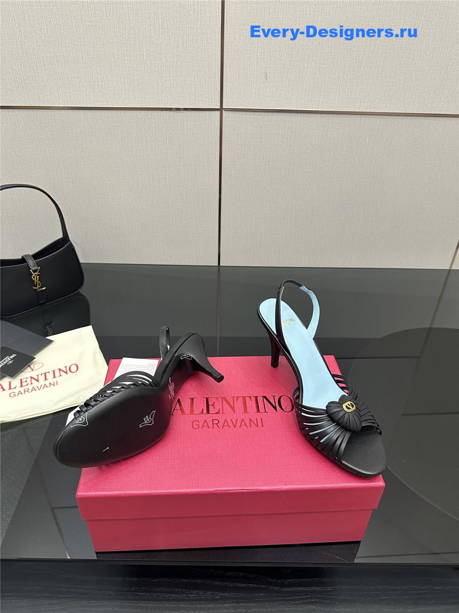Va1e*ntin0 garavani 85mm black royal sandals