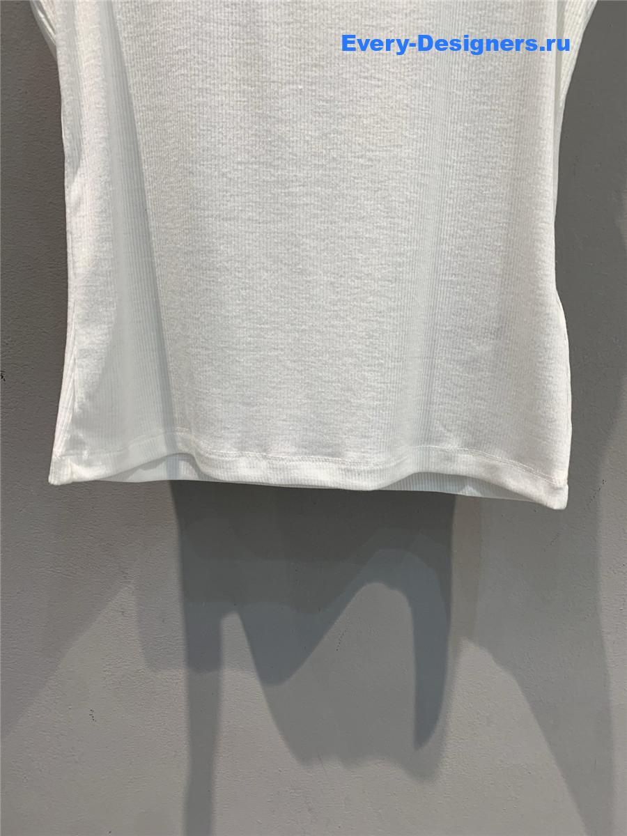 Ce1i*e white lace u-neck vest