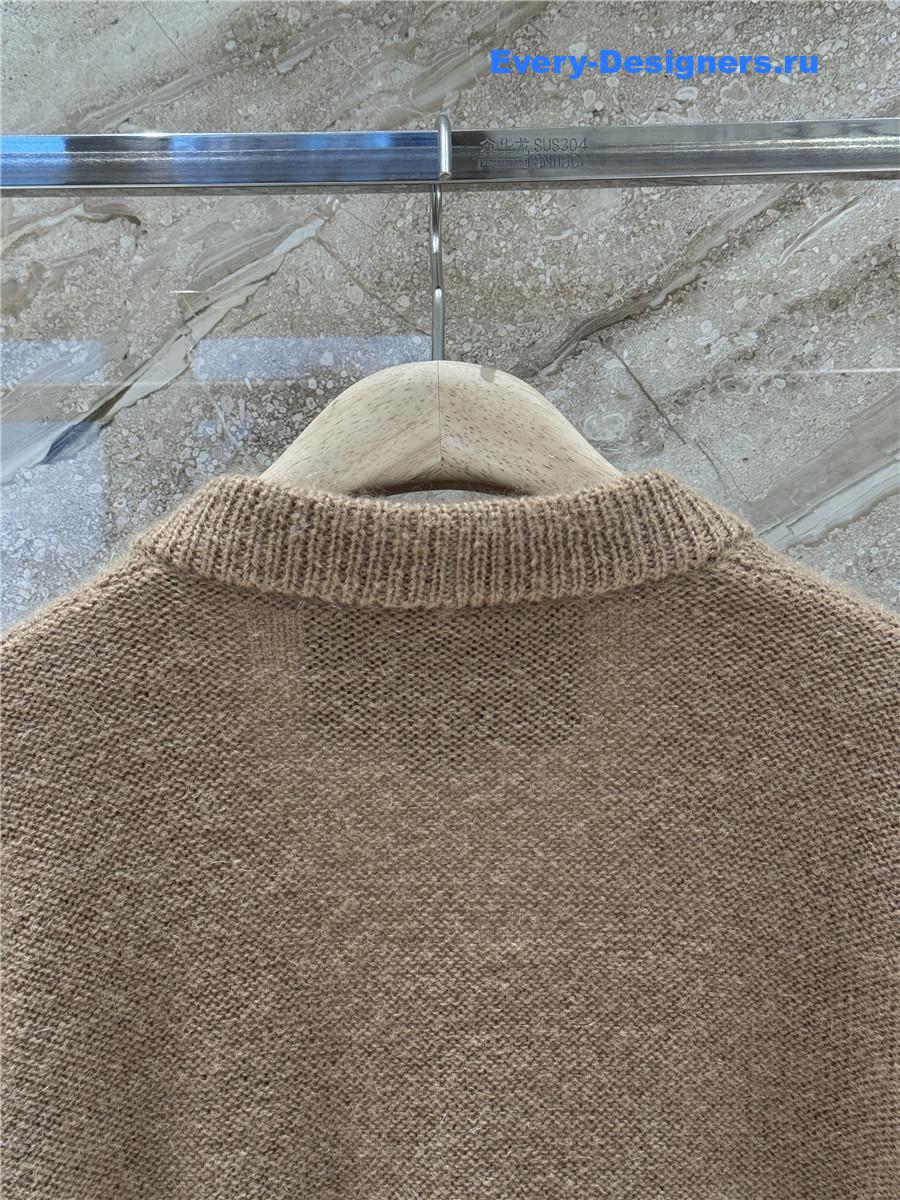 Va1e*ntin0 garavani chevron lurex sweater