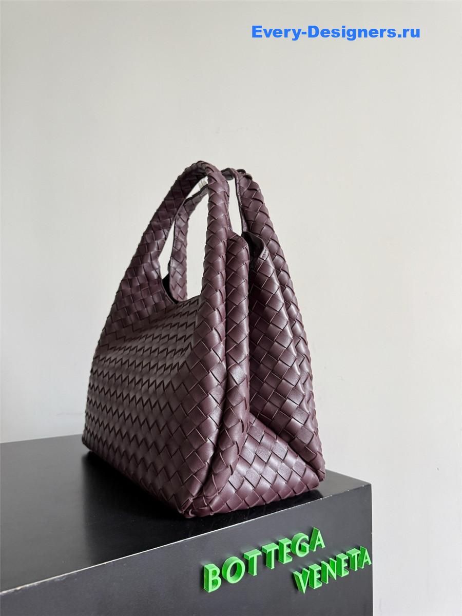 b0tt*ga Ven*ta maroon campana hobo