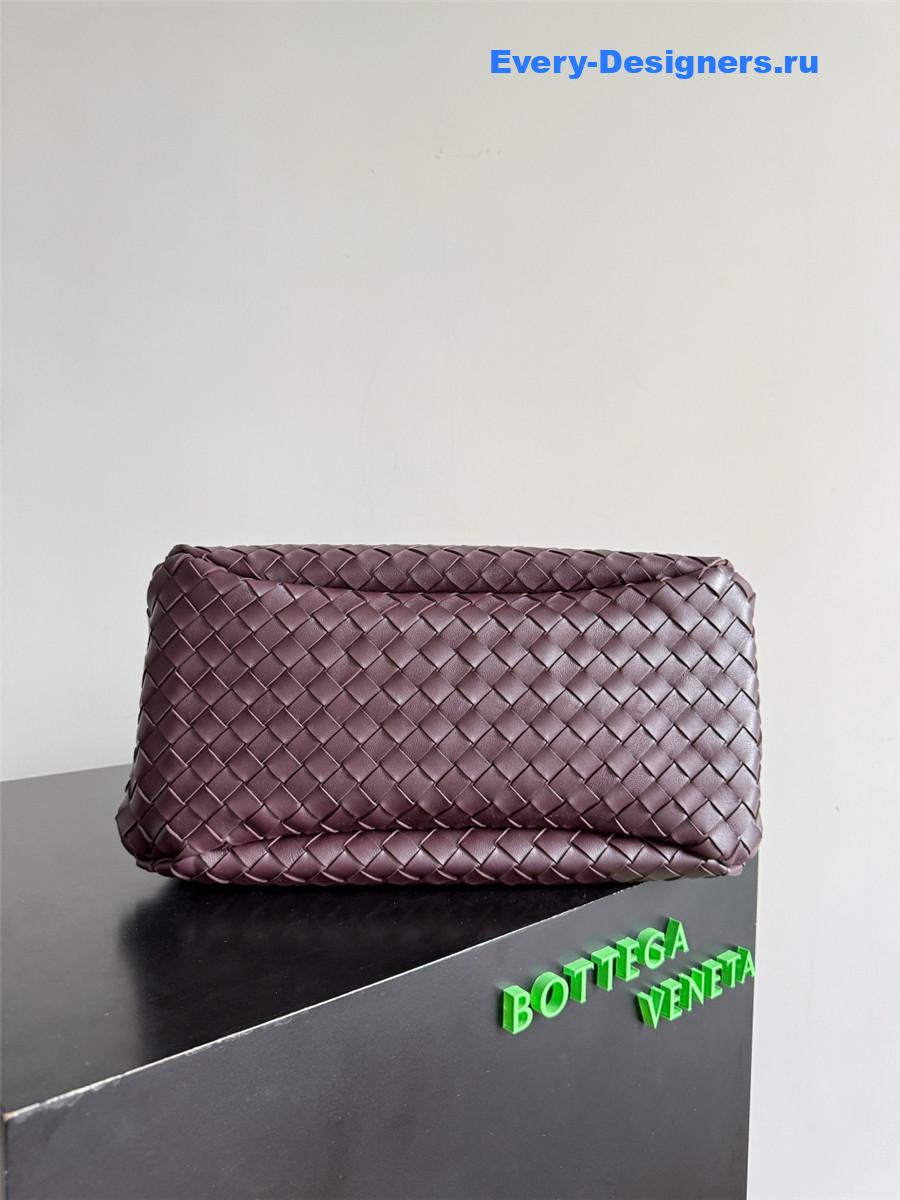 b0tt*ga Ven*ta maroon campana hobo