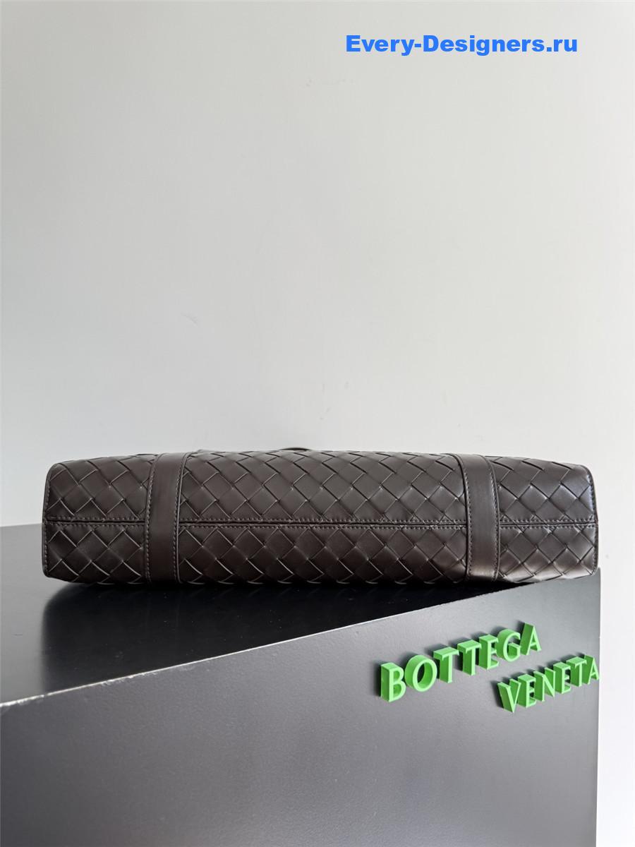 b0tt*ga Ven*ta intrecciato dark brown leather flap briefcase