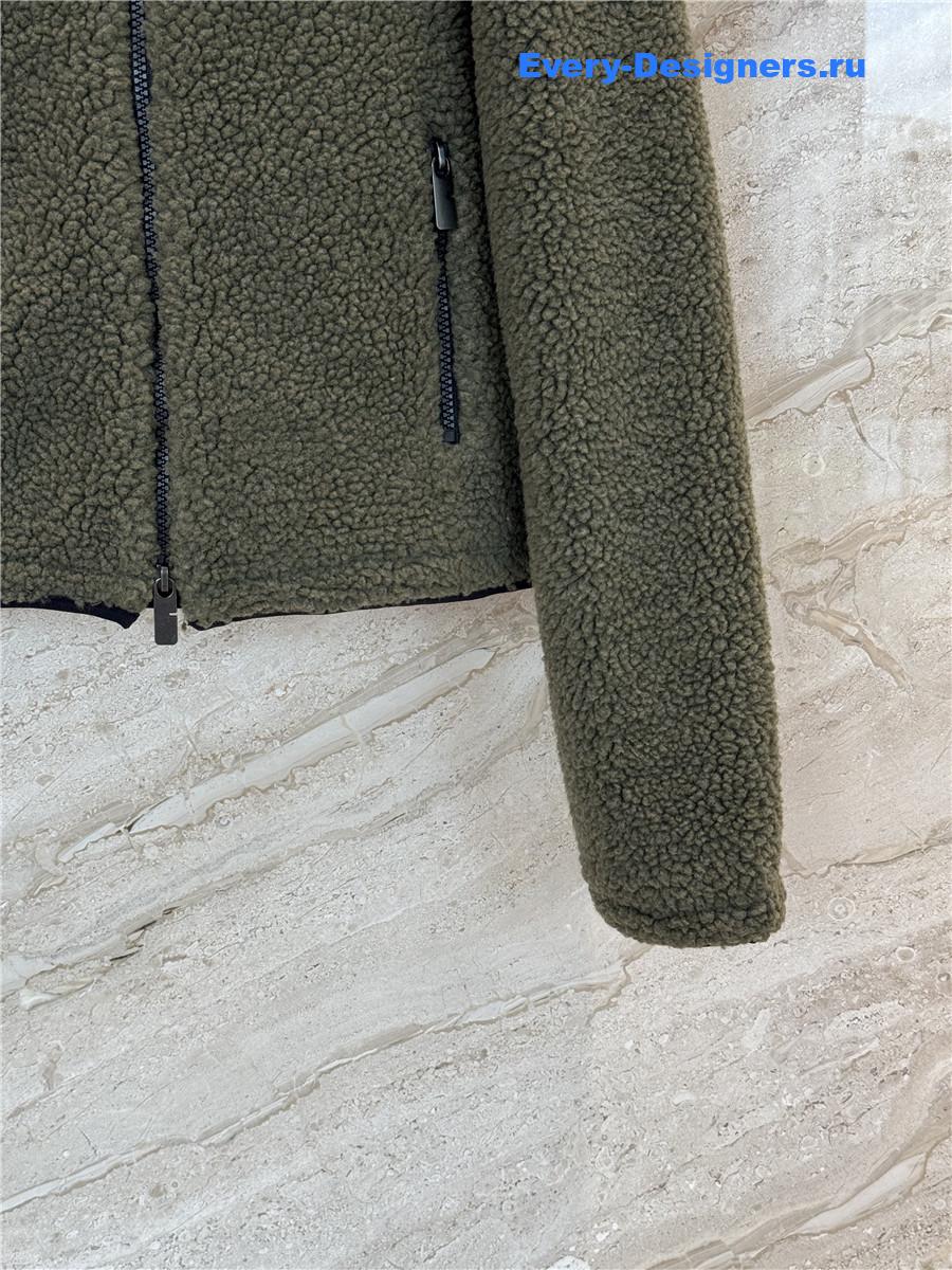 Bv*b*rry green taupe cropped fleece jacket