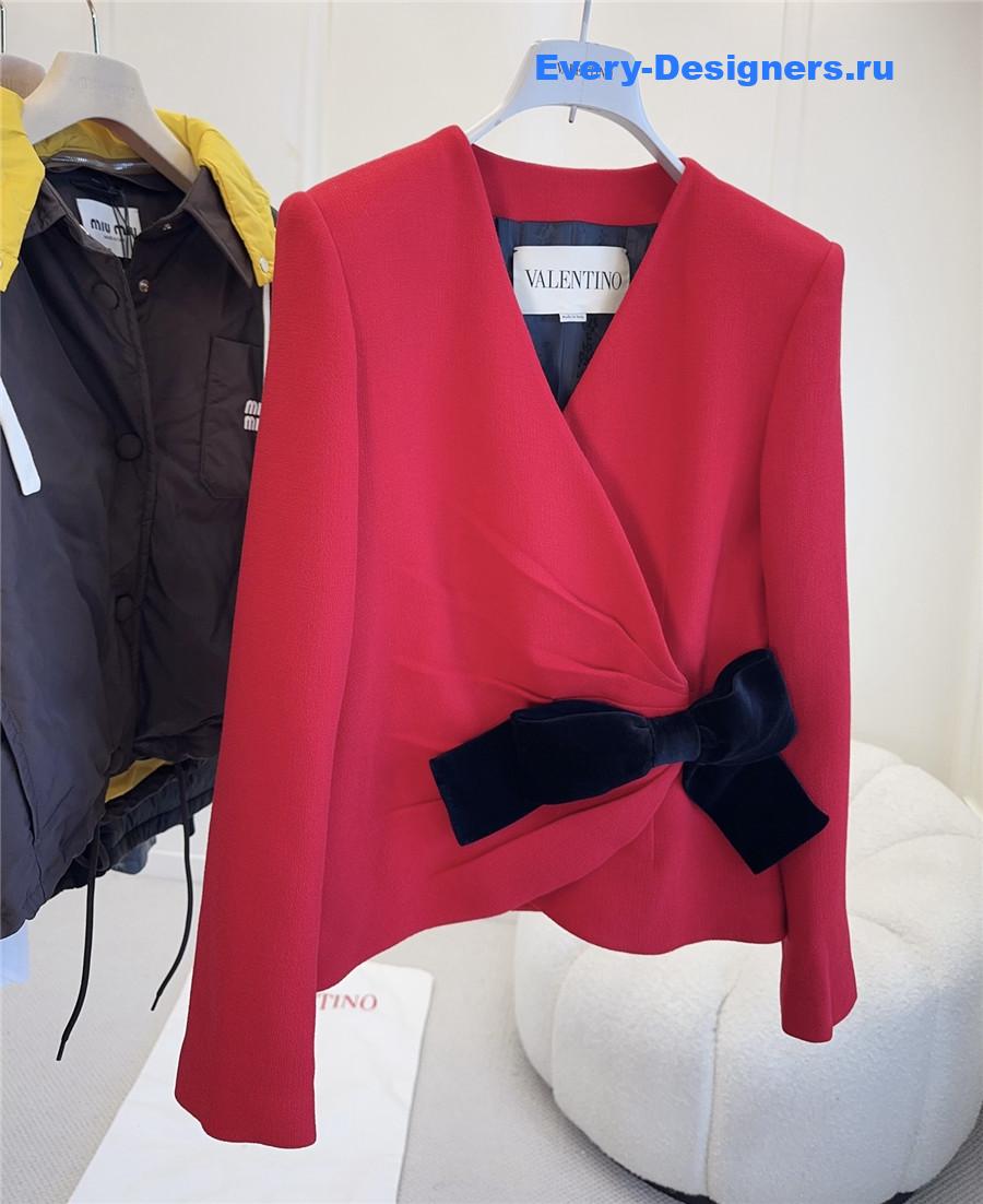 Va1e*ntin0 garavani red bow-detail crepe blazer