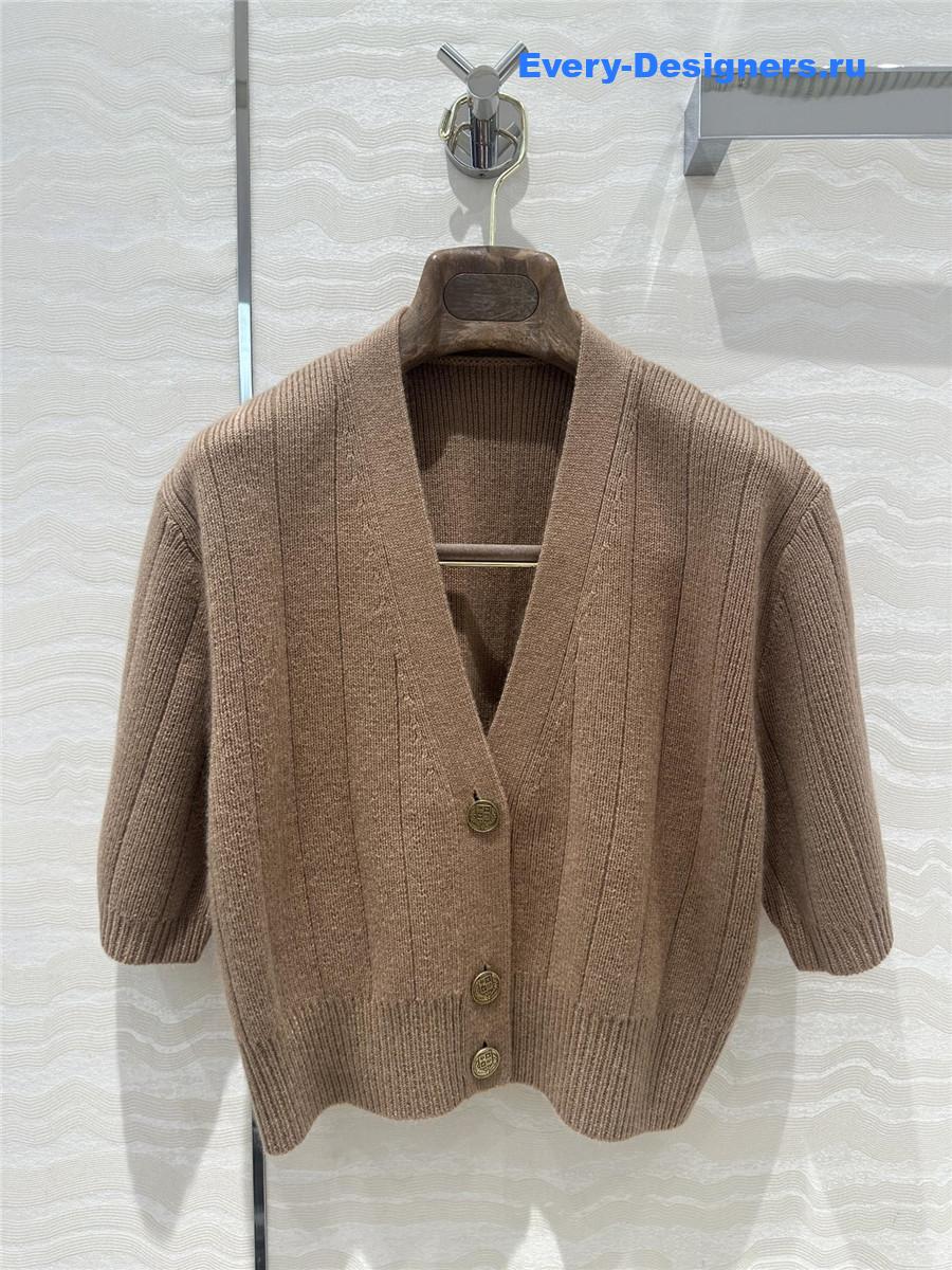 L0r0 P1ana camel cashmere skirt suit