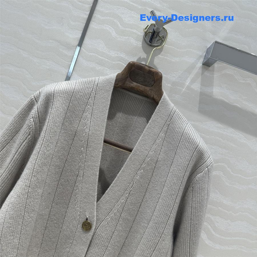 L0r0 P1ana grey cashmere skirt suit