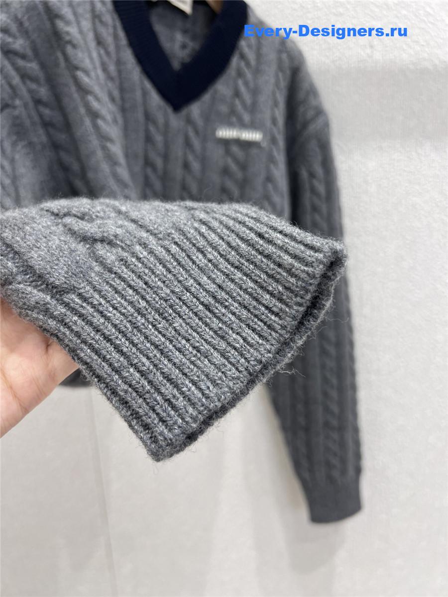 Miu Miu Chunky V-Neck Cropped Sweater