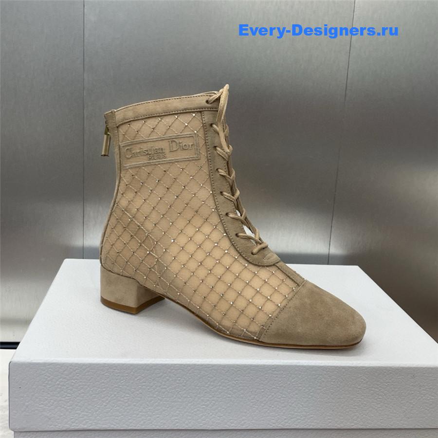 D10r beige naughtily-d heeled ankle boot