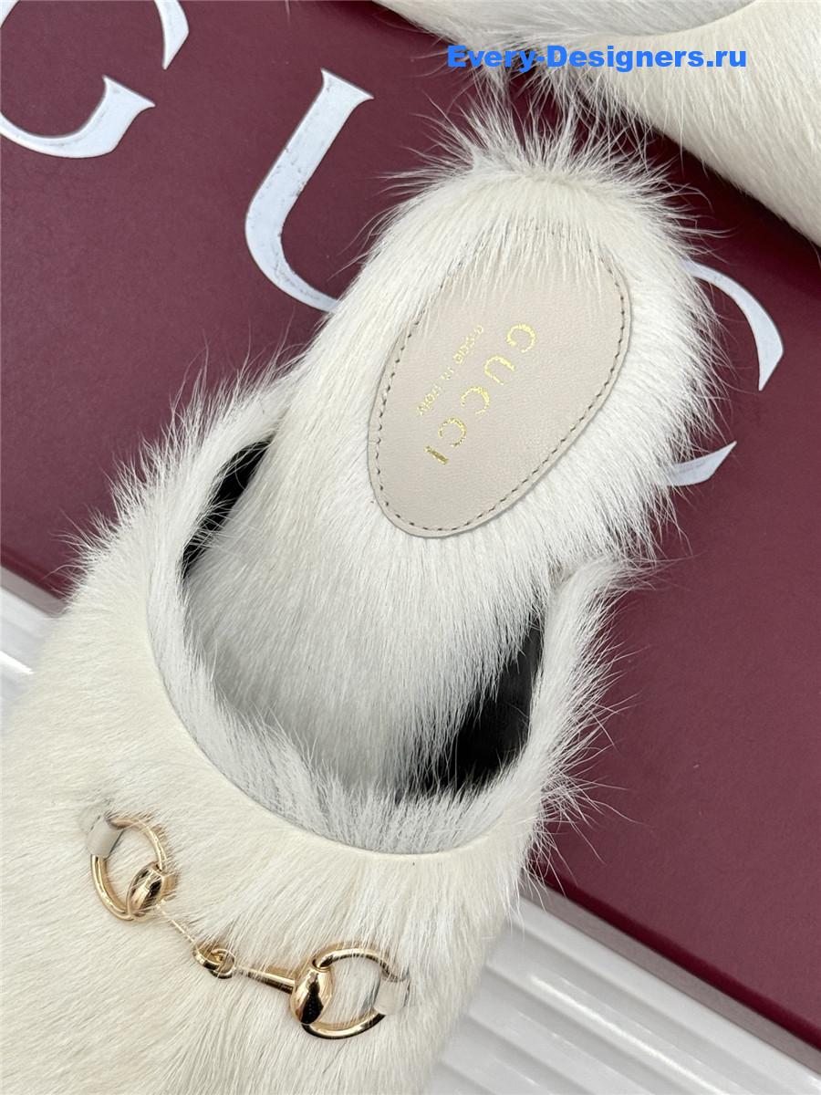 Gvc*1 white horsebit mule fur slides
