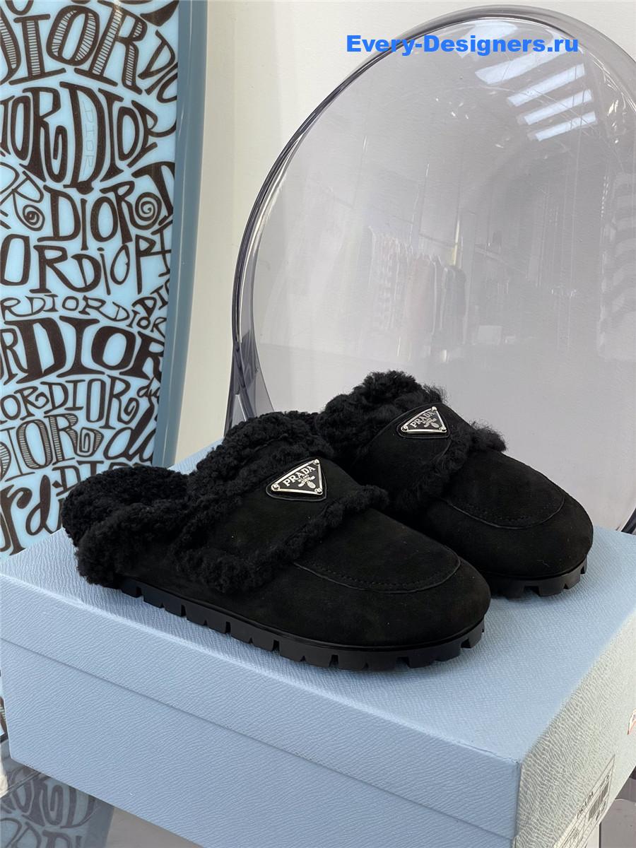 Pra*a black flat shearling fur-lined mules