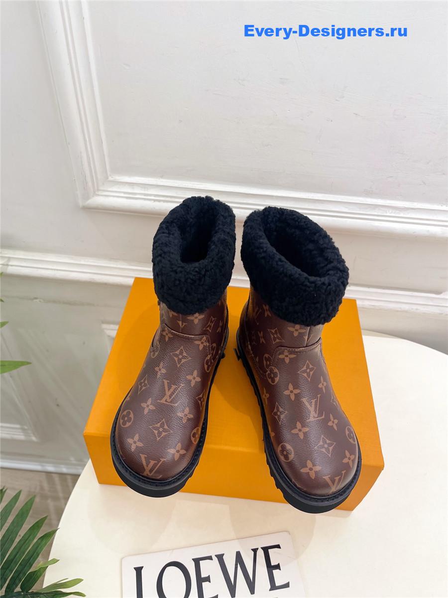 l0vis Vvtt0n lv aspen monogram platform ankle boot