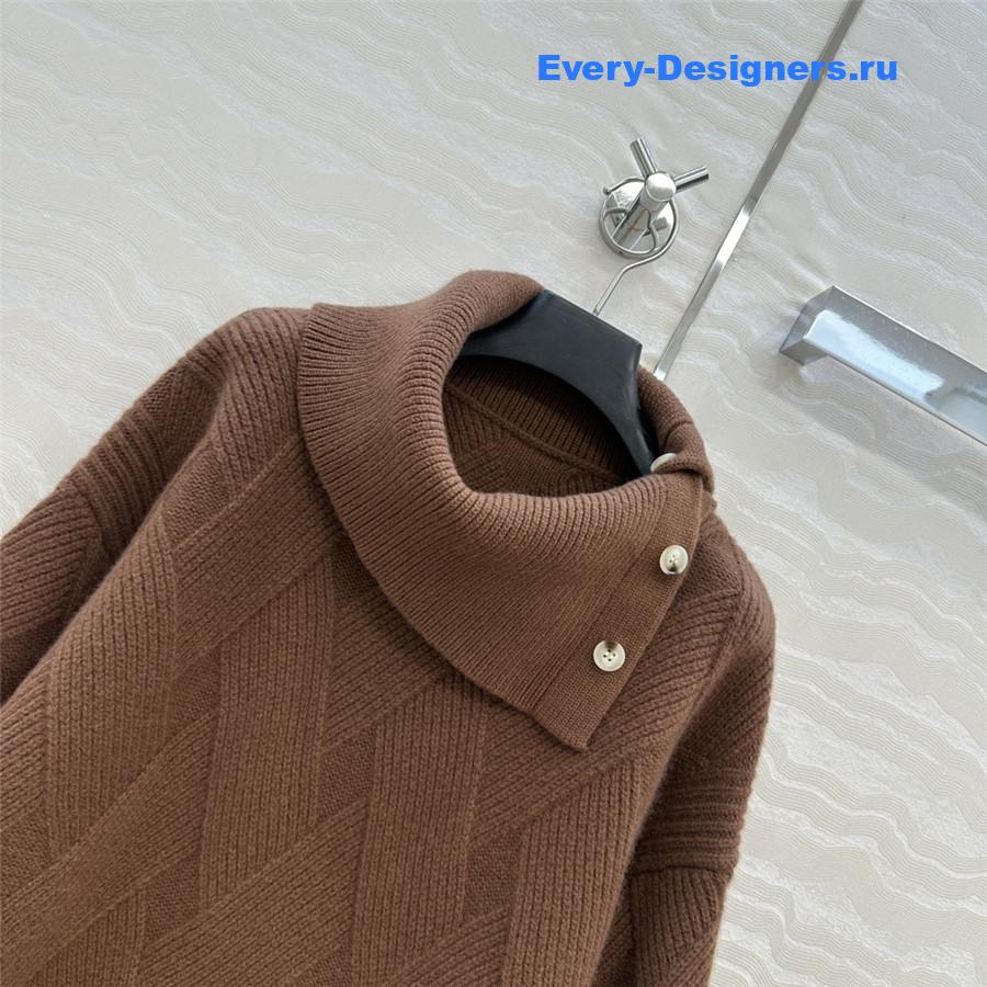 H**me5 brown wool long-sleeve sweater