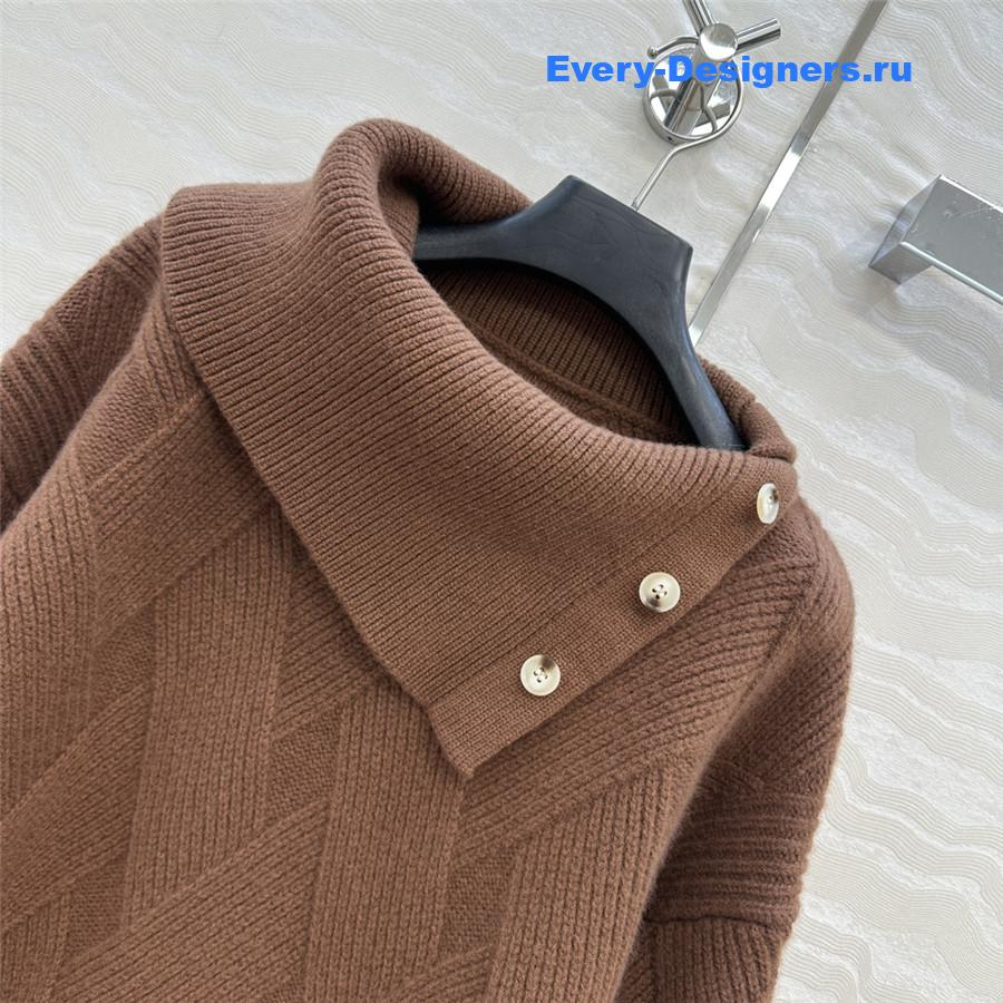 H**me5 brown wool long-sleeve sweater