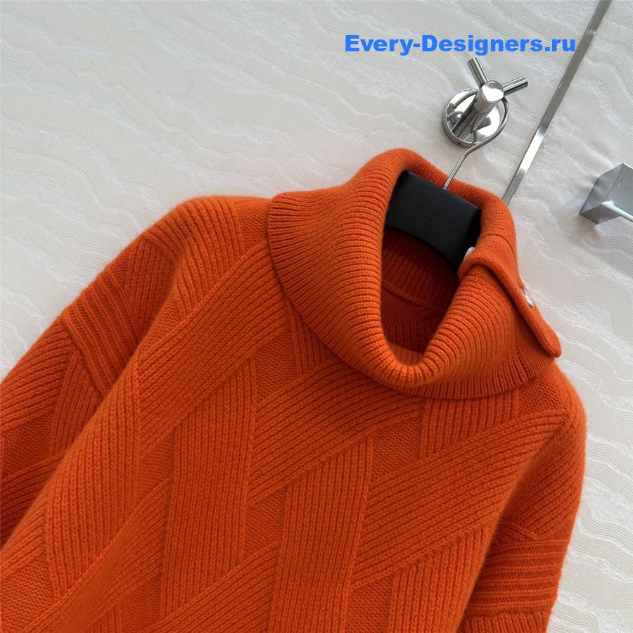 H**me5 orange wool long-sleeve sweater