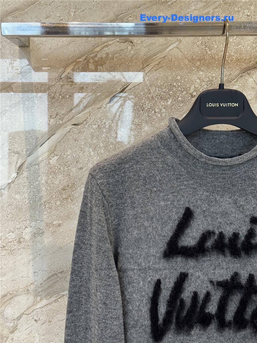 l0vis Vvtt0n brushed signature pullover