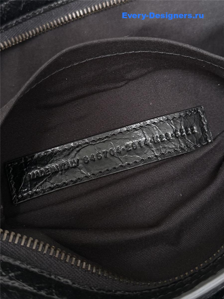 Ba1en*iaga black le city east west bag
