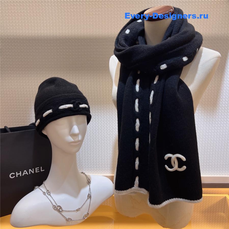 Ch**el black cashmere hat and scarf set