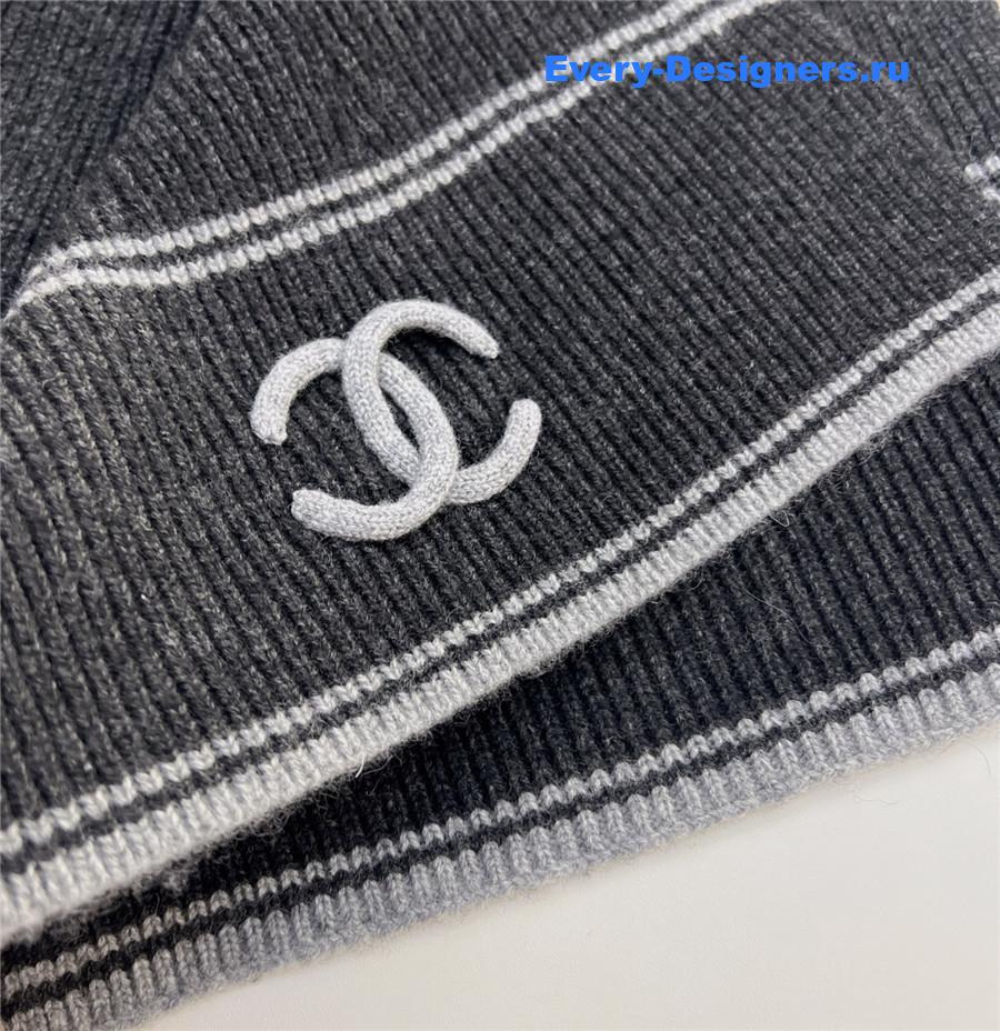 Ch**el dark grey logo cashmere scarf