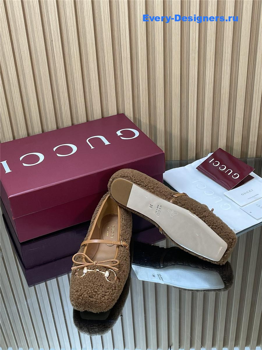 Gvc*1 horsebit brown leather-trimmed shearling flats