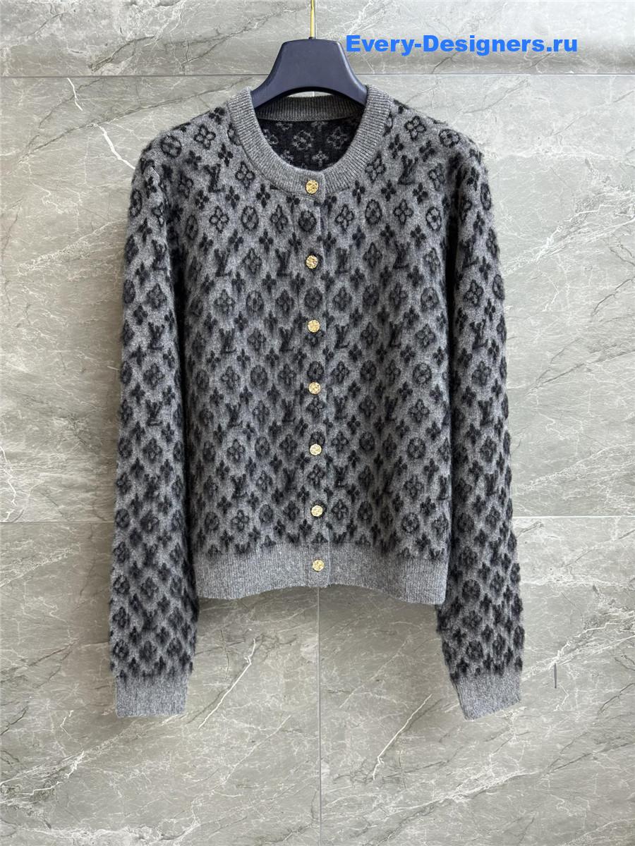 l0vis Vvtt0n grey brushed monogram cardigan