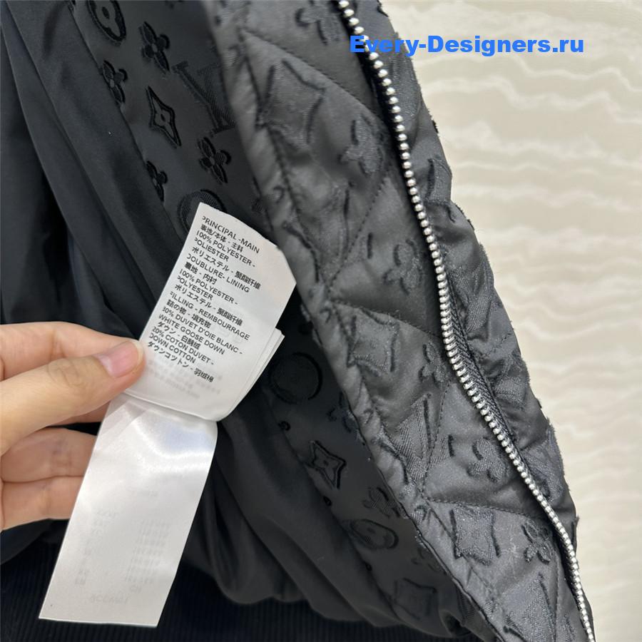 l0vis Vvtt0n monogram ski jacket