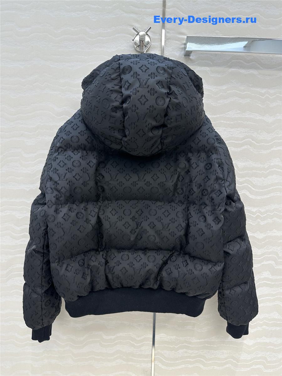 l0vis Vvtt0n monogram ski jacket