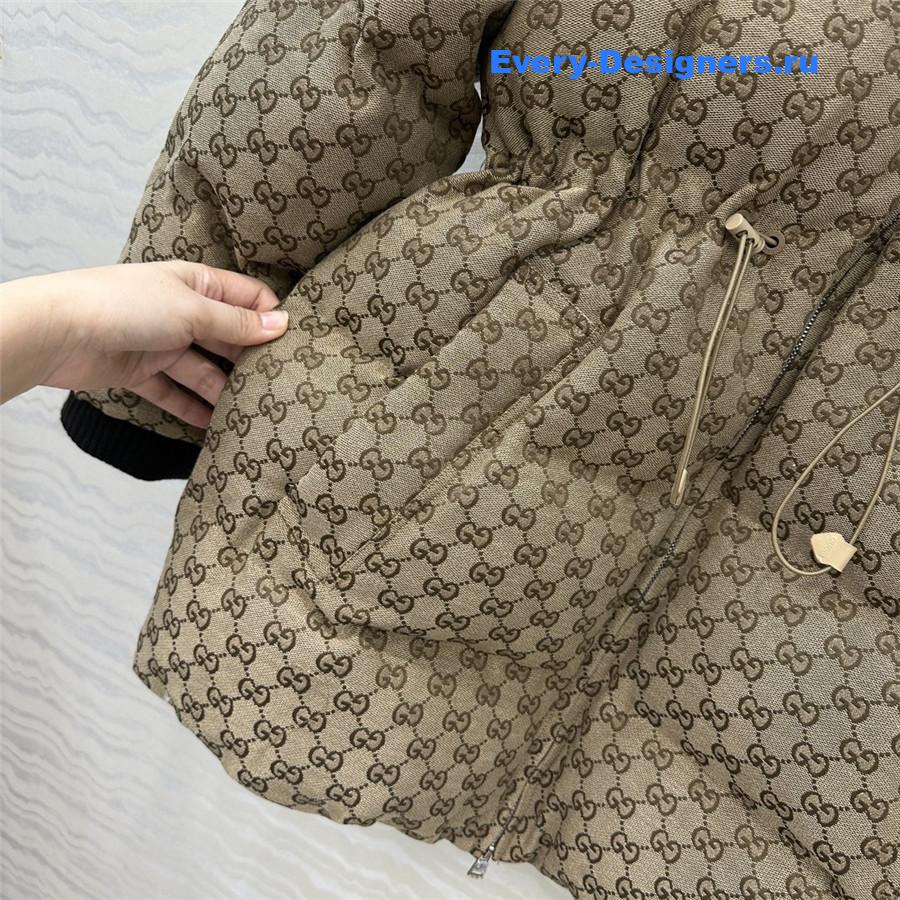 Gvc*1 gg brown canvas puffer jacket