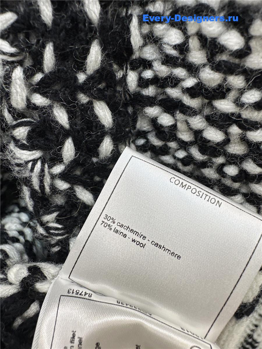 Ch**el coco black white knit cardigan