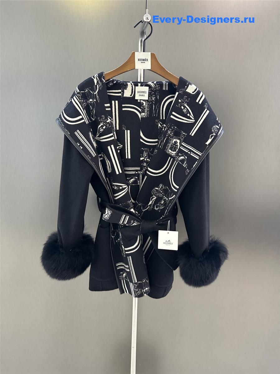 H**me5 black classic print wool coat