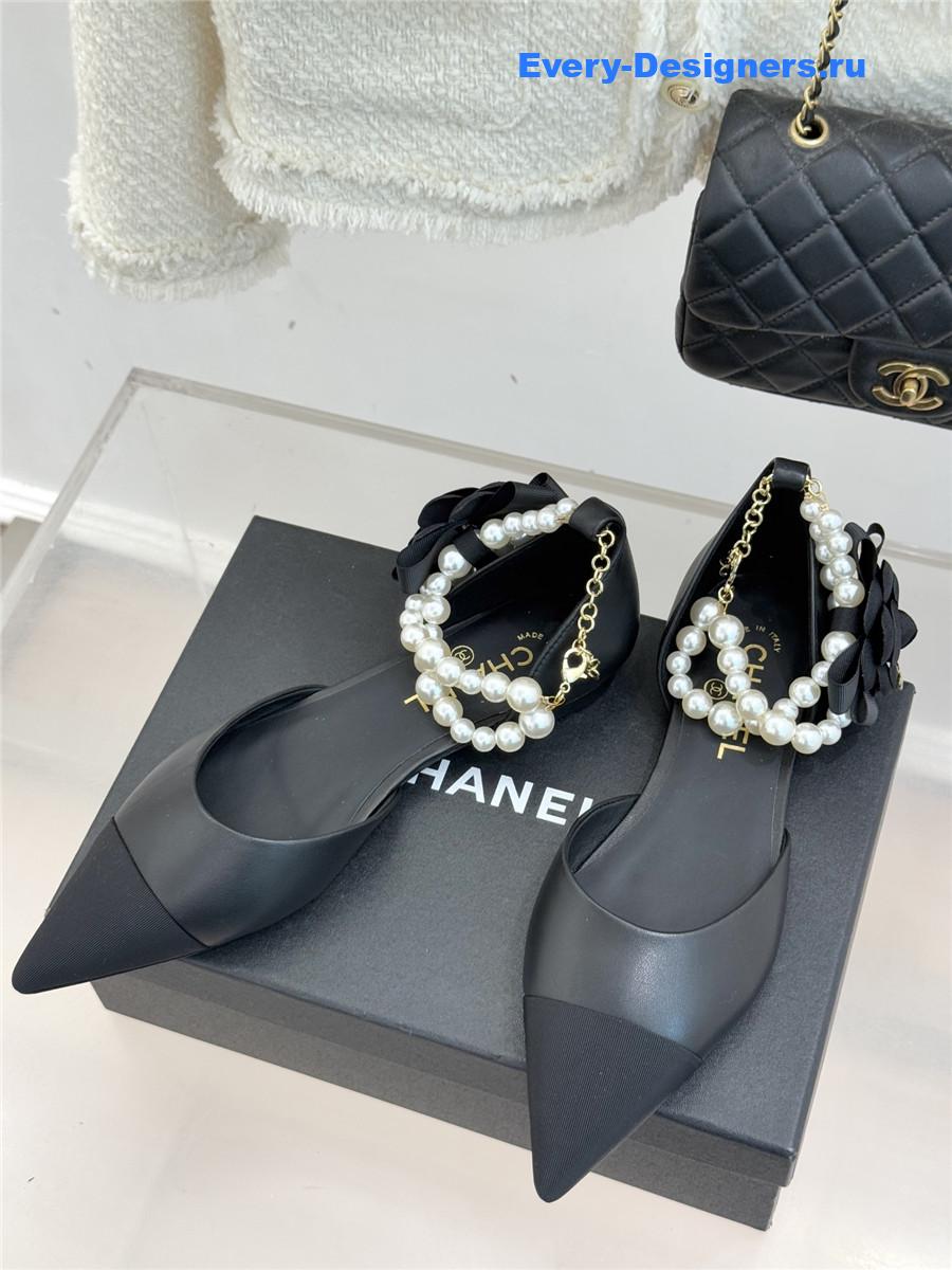 Ch**el pearl camellia pointed-toe flat sandals