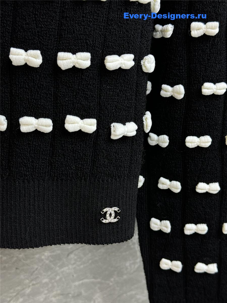 Ch**el black white bow top