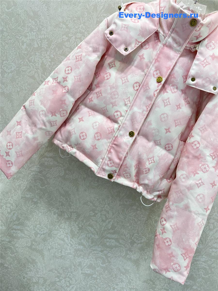 l0vis Vvtt0n monogram tie & dye short down jacket
