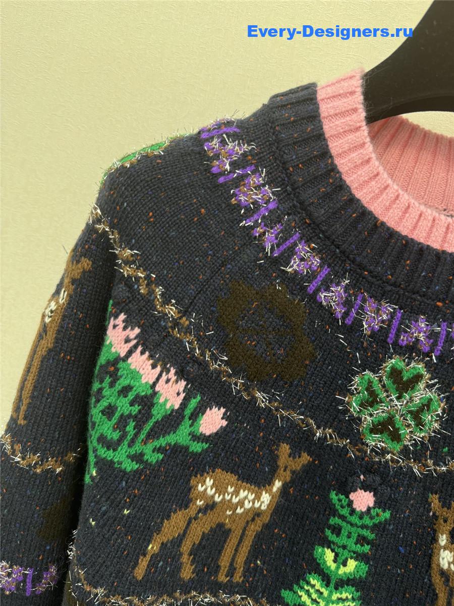 Ch**el christmas skiing crew neck sweater