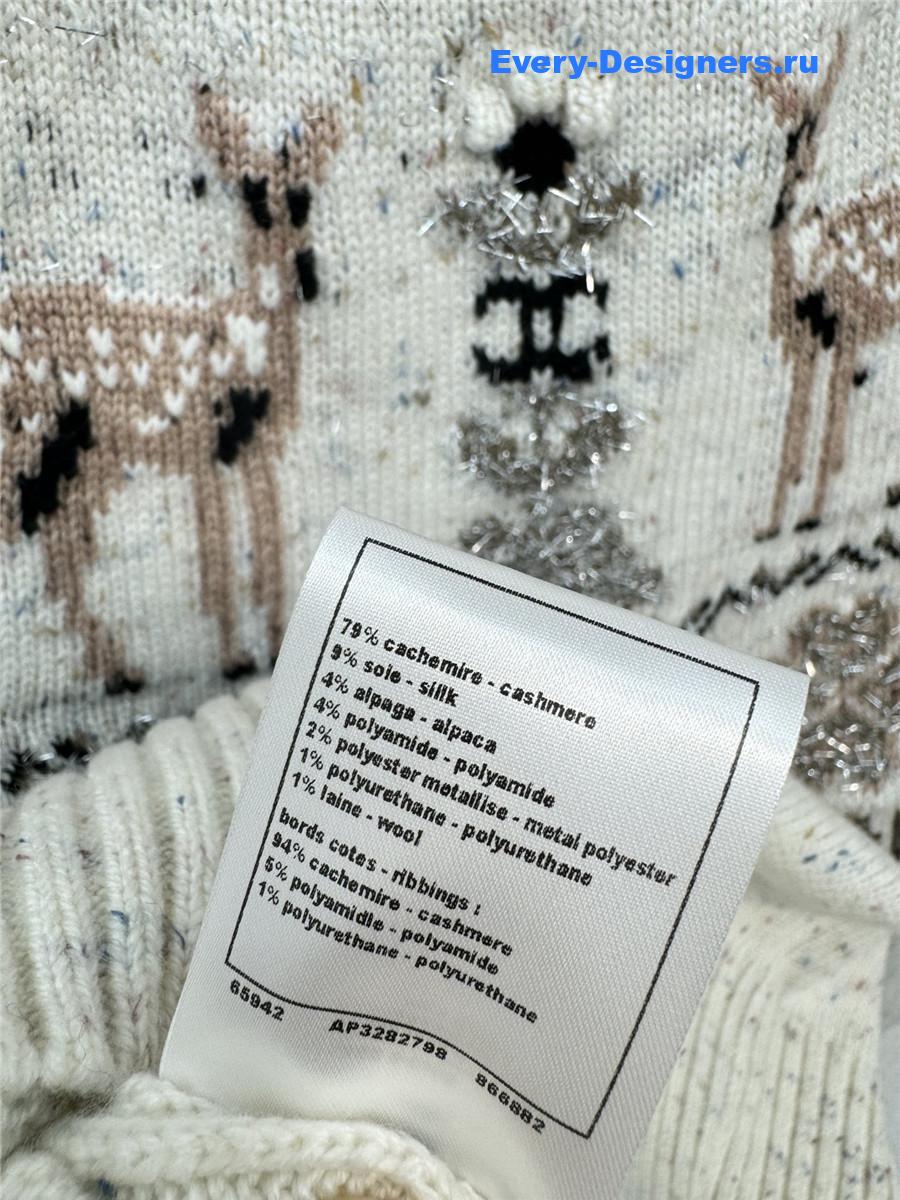 Ch**el white christmas skiing crew neck sweater