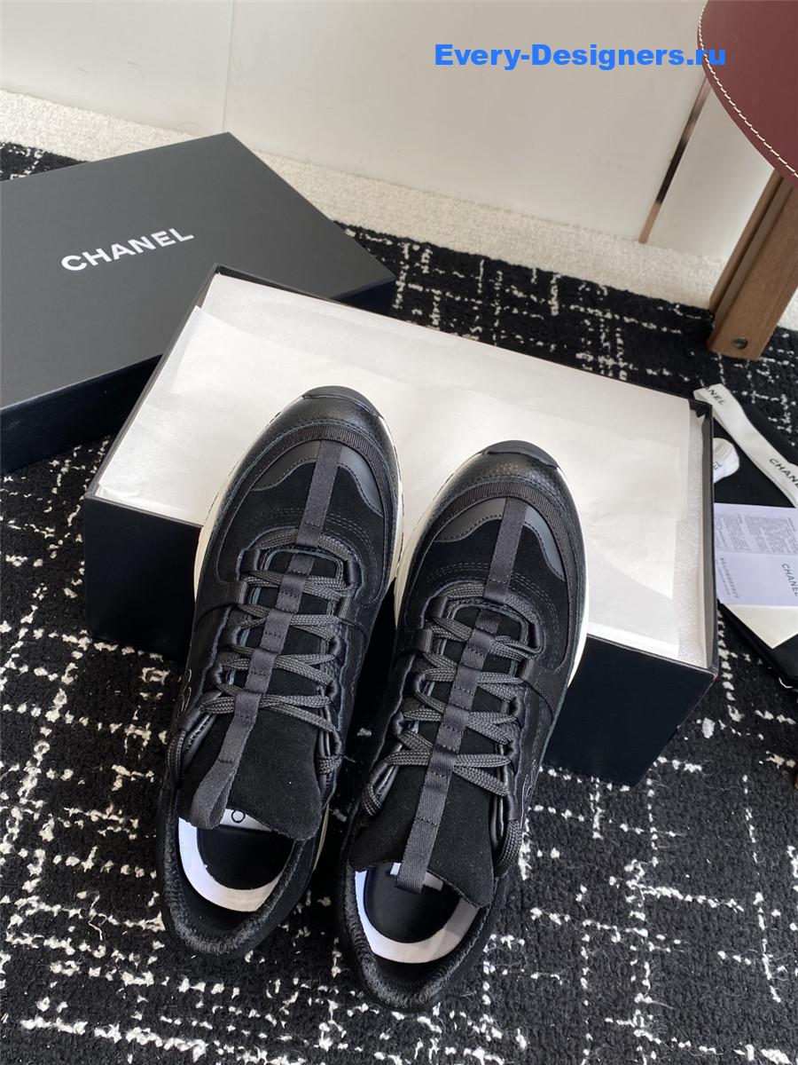 Ch**el cc logo black lambskin low top sneaker