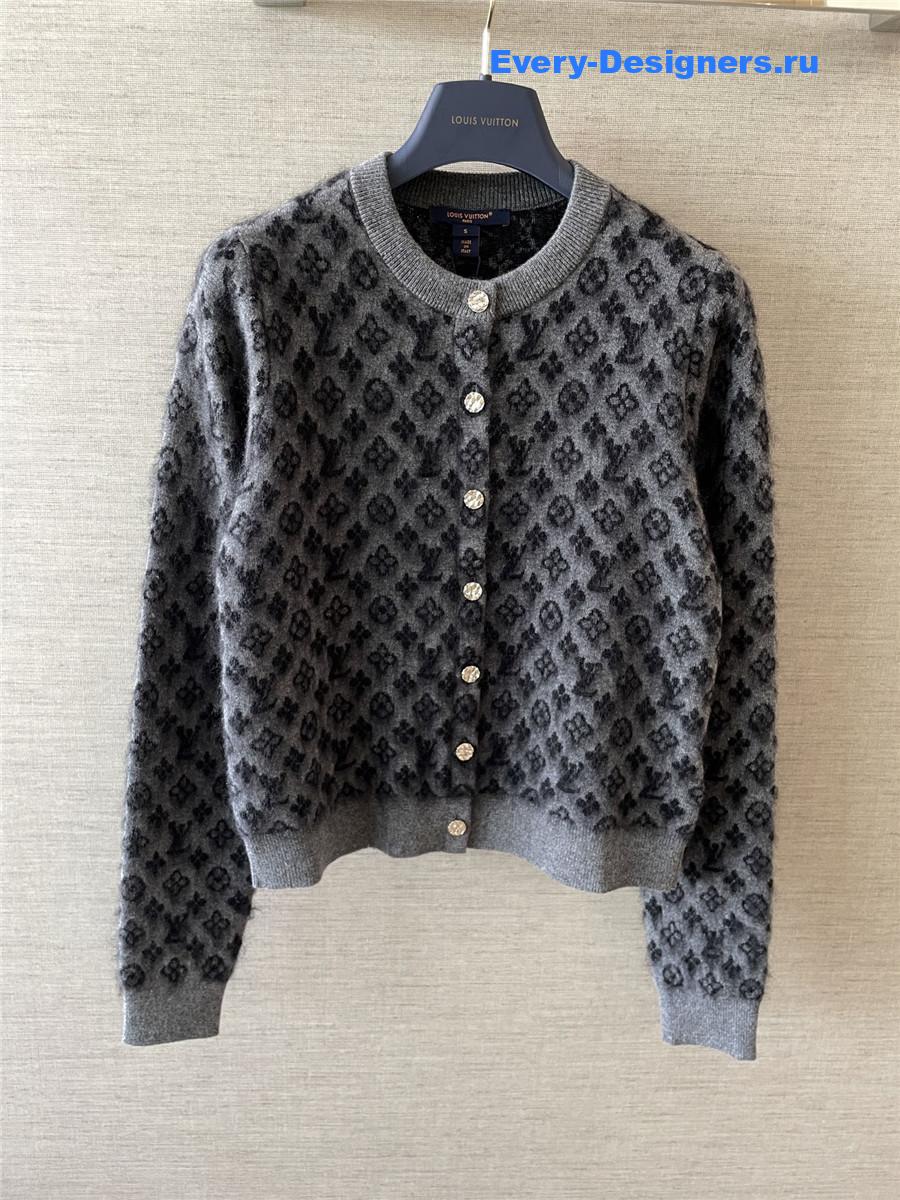 l0vis Vvtt0n brushed monogram cardigan