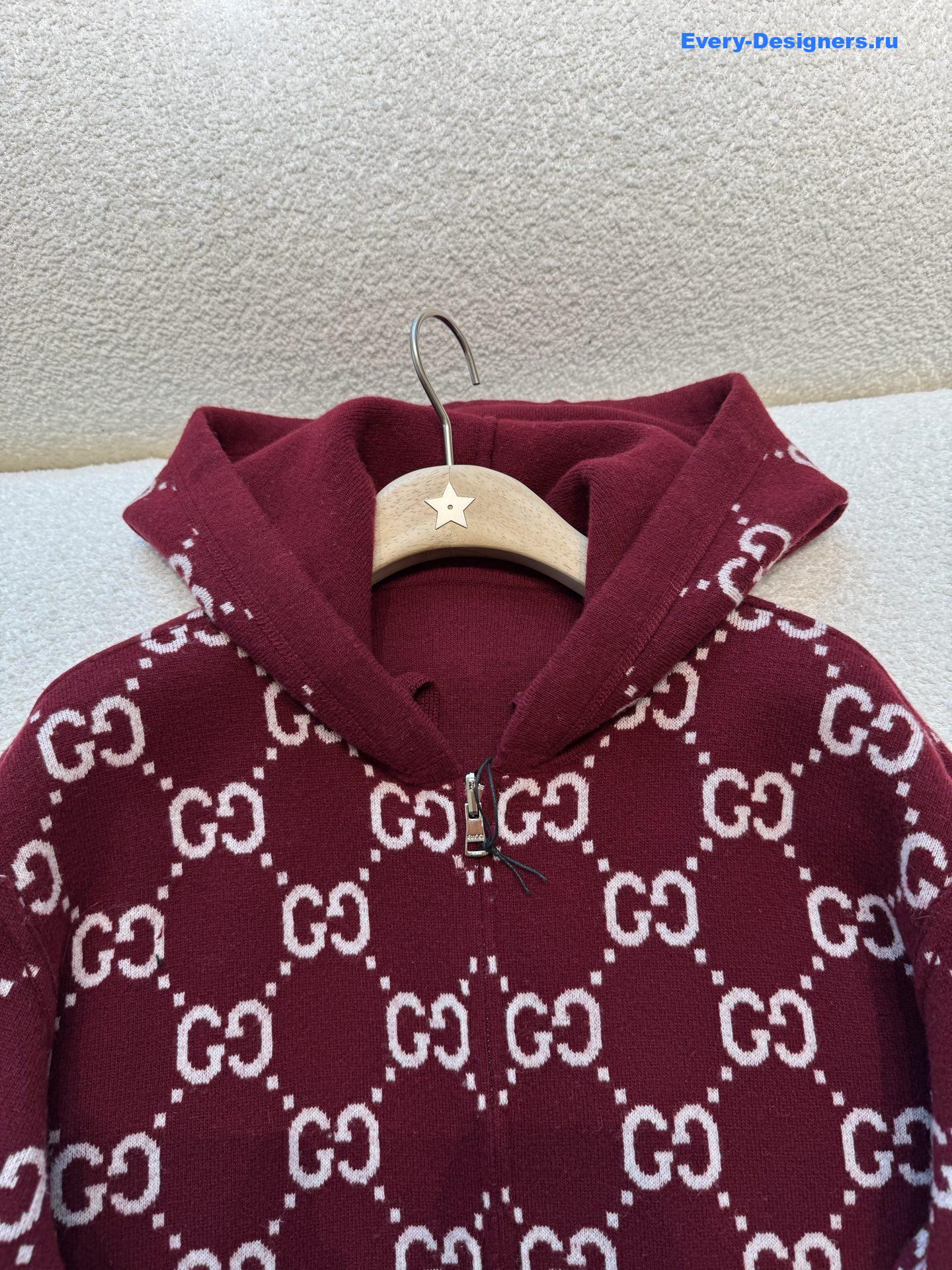 Gvc*1 gg burgundy wool hooded cardigan