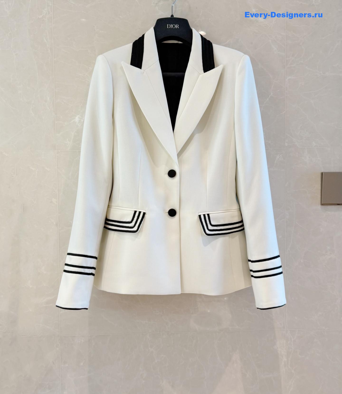 D10r ecru wool and mohair fitted jacket